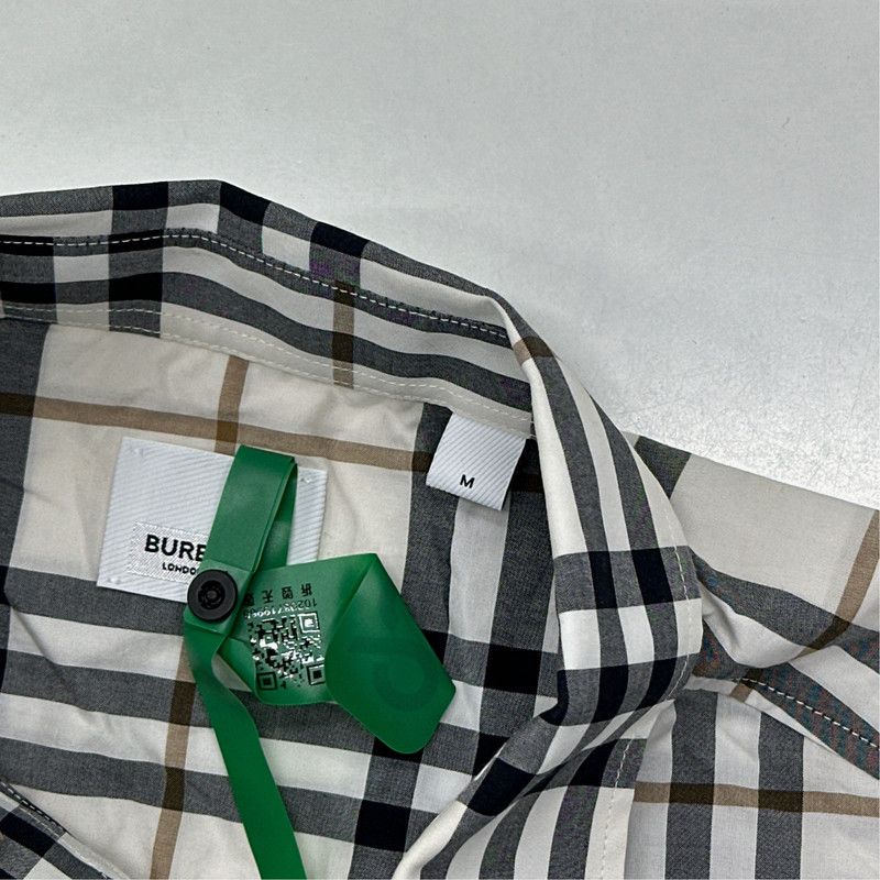 Burberry Burberry Plaid Button-Up Long Sleeve Shirt 0079 Size US M / EU 48-50 / 2 - 7 Thumbnail