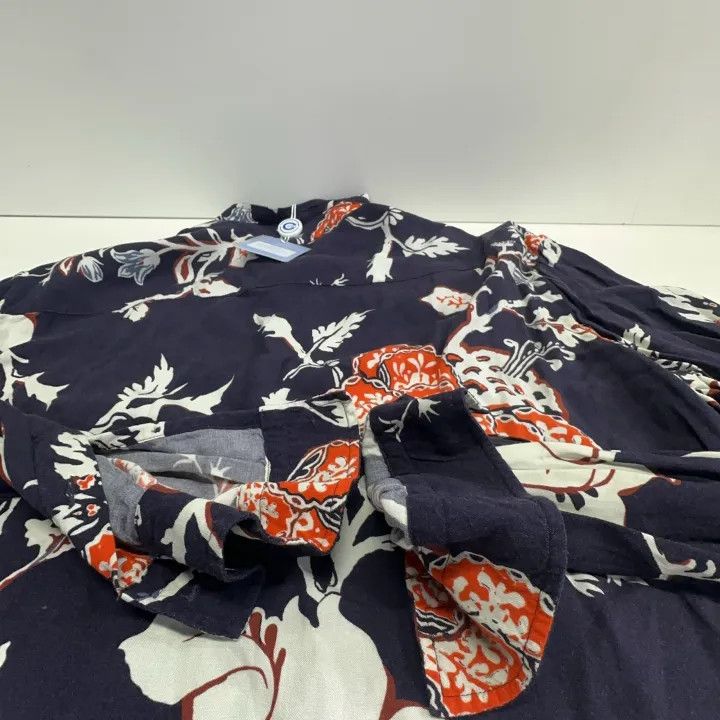 Alexander McQueen Alexander McQueen Floral Long Sleeve Shirt 0079 Size US M / EU 48-50 / 2 - 12 Thumbnail