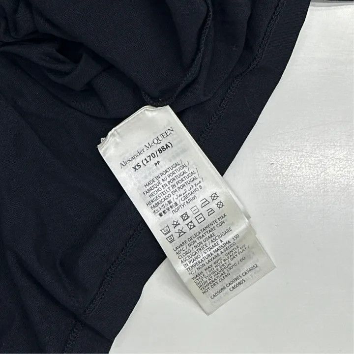 Alexander McQueen Alexander McQueen Logo Round Neck Short Sleeve T-Shirt 0079 Size US XS / EU 42 / 0 - 3 Thumbnail