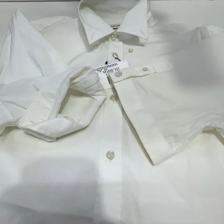 Alexander McQueen Alexander McQueen SS22 White Short Sleeve Shirt 0079 Size US L / EU 52-54 / 3 - 14 Thumbnail