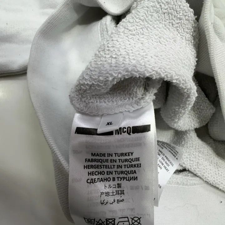 Alexander McQueen Alexander McQueen White Printed Sweatshirt for Men 0079 Size US XL / EU 56 / 4 - 4 Thumbnail