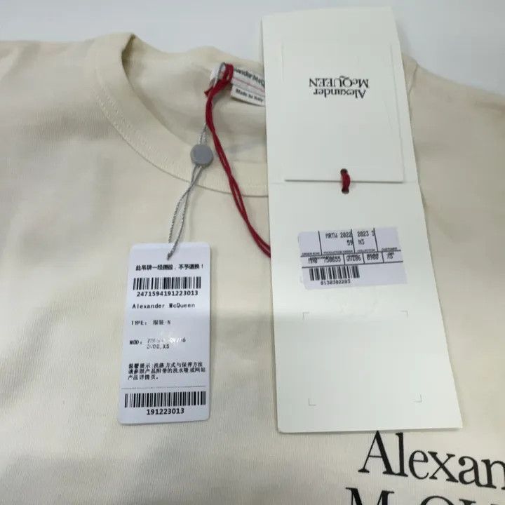 Alexander McQueen Alexander McQueen SS23 Casual Letter Print T-Shirt 0079 Size US XS / EU 42 / 0 - 4 Thumbnail