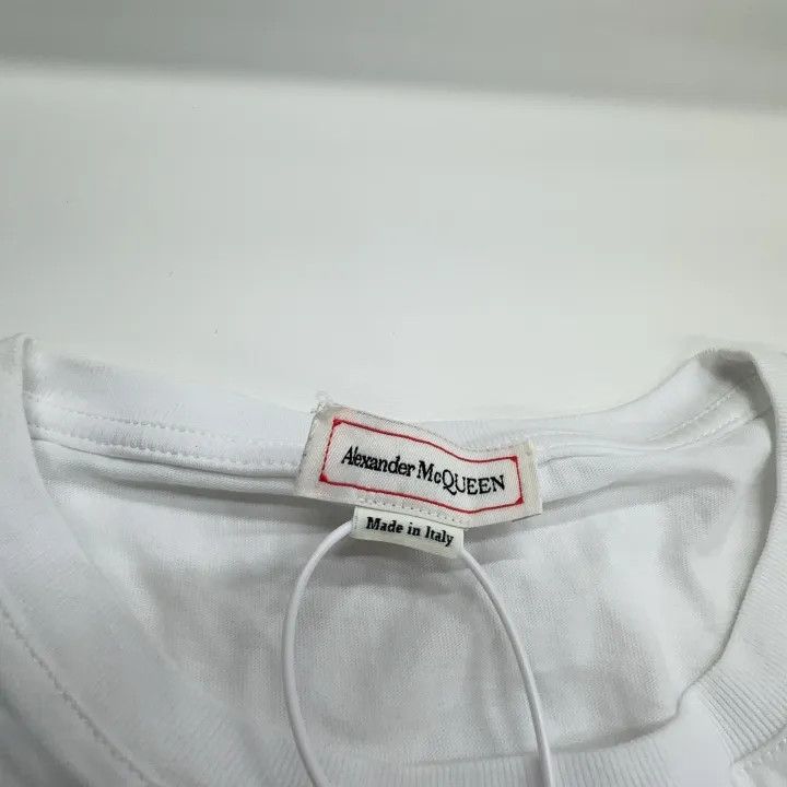 Alexander McQueen Alexander McQueen Logo Print Short Sleeve T-Shirt 0079 Size US L / EU 52-54 / 3 - 12 Thumbnail