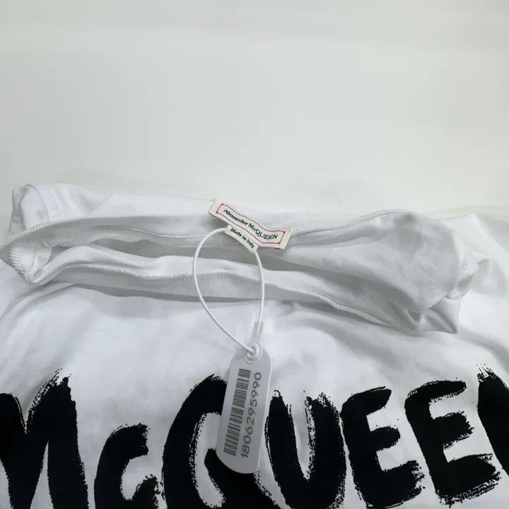 Alexander McQueen Alexander McQueen Logo Print Short Sleeve T-Shirt 0079 Size US L / EU 52-54 / 3 - 16 Thumbnail