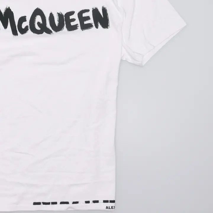 Alexander McQueen Alexander McQueen Logo Print Short Sleeve T-Shirt 0079 Size US L / EU 52-54 / 3 - 5 Thumbnail