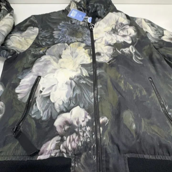 Alexander McQueen Alexander McQueen Floral Zip-Up Jacket 0079 Size US L / EU 52-54 / 3 - 12 Thumbnail