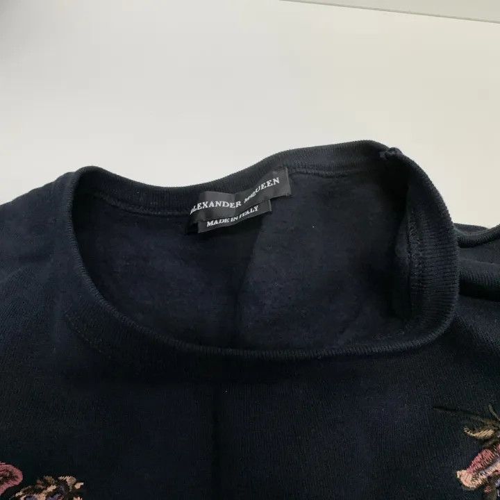 Alexander McQueen Alexander McQueen Floral Unicorn Embroidery Knit Sweater 0079 Size US L / EU 52-54 / 3 - 6 Thumbnail