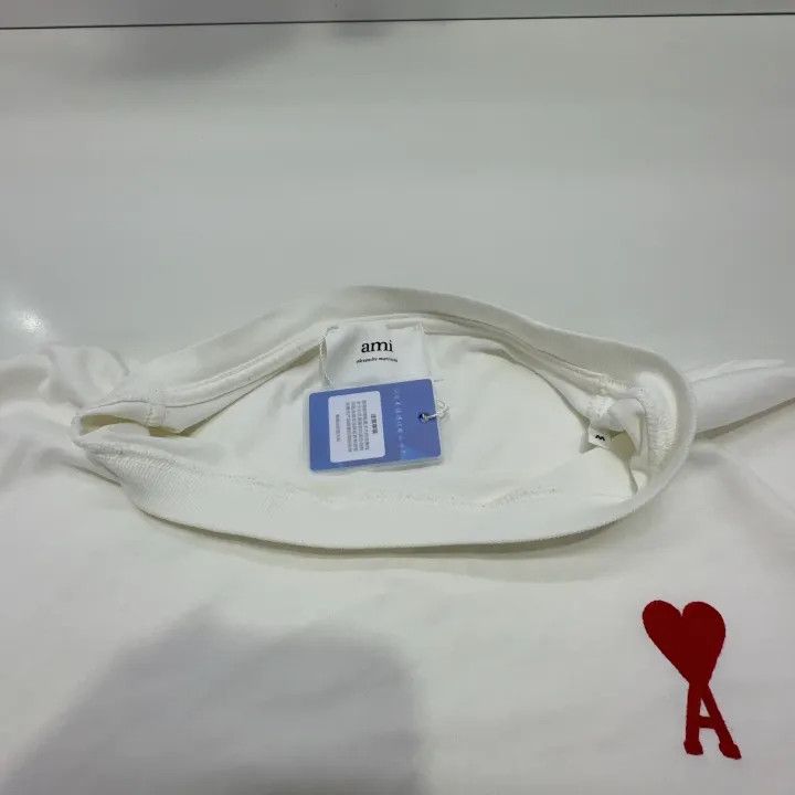 AMI AMI Classic Red Heart Embroidered Short Sleeve T-Shirt 0079 Size US M / EU 48-50 / 2 - 6 Thumbnail