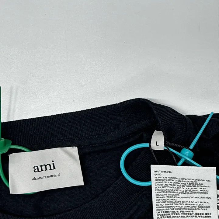 AMI AMI SS22 Love Logo Embroidered T-Shirt 0079 Size US L / EU 52-54 / 3 - 3 Thumbnail
