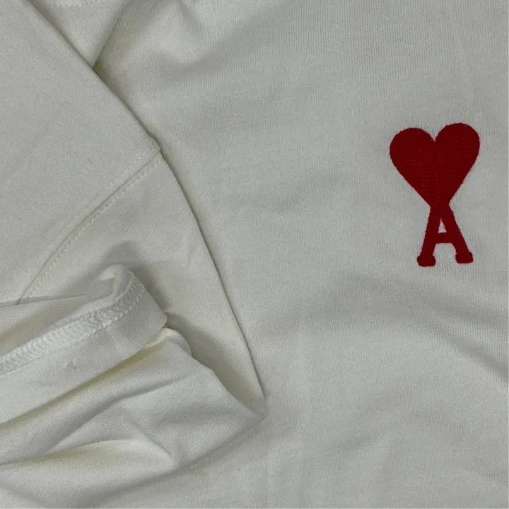 AMI AMI Paris Classic Red Heart Embroidered T-Shirt 0079 Size US S / EU 44-46 / 1 - 5 Thumbnail