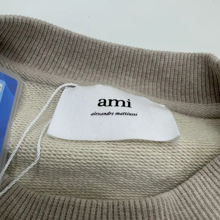 AMI AMI Paris Heart Embroidered Sweater for Unisex 0079 Size US XL / EU 56 / 4 - 5 Thumbnail