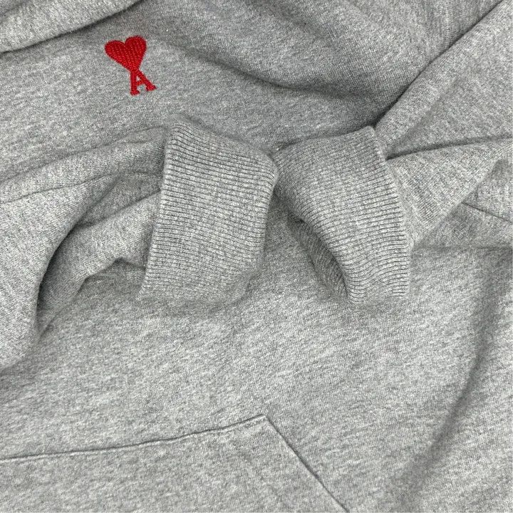 AMI AMI Parise Heart Logo Hoodie for Men and Women 0079 Size US M / EU 48-50 / 2 - 4 Thumbnail