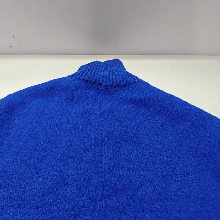 AMI AMI Logo Knit Turtleneck Sweater for Men 0079 Size US M / EU 48-50 / 2 - 7 Thumbnail