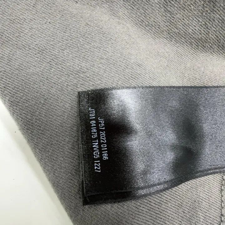 Balenciaga Balenciaga FW22 Logo Detail Short Sleeve T-Shirt 0079 Size US S / EU 44-46 / 1 - 5 Thumbnail
