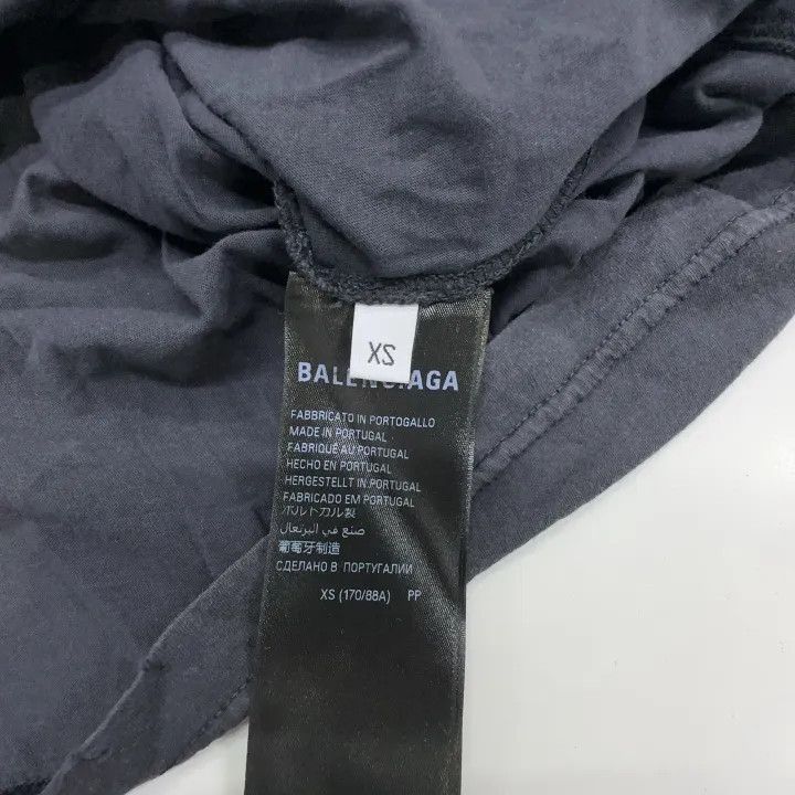 Balenciaga Balenciaga FW23 Distressed Logo Print T-Shirt 0079 Size US XS / EU 42 / 0 - 4 Thumbnail