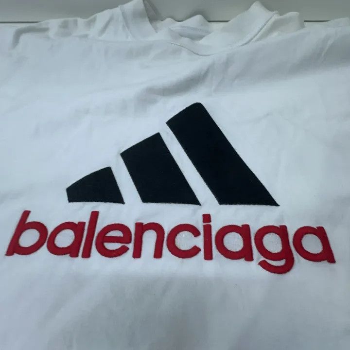 Balenciaga Balenciaga x Adidas Embroidered Logo T-Shirt 0079 Size US M / EU 48-50 / 2 - 15 Thumbnail