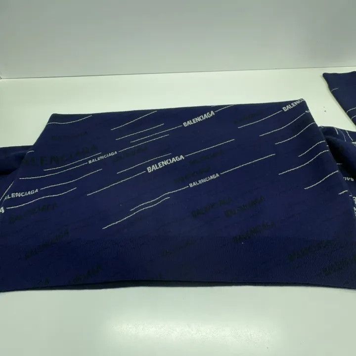Balenciaga Balenciaga Logo Knit Sweater in Dark Blue 0079 Size US XS / EU 42 / 0 - 13 Thumbnail