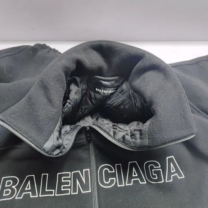 Balenciaga Balenciaga SS22 Logo Print Zip Jacket 0079 Size US L / EU 52-54 / 3 - 8 Thumbnail