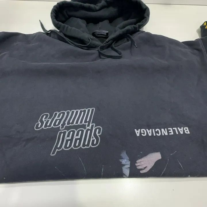 Balenciaga Balenciaga Black Printed Oversized Hoodie 0079 Size US L / EU 52-54 / 3 - 9 Thumbnail