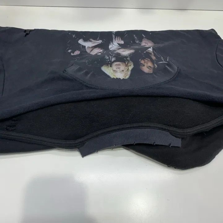 Balenciaga Balenciaga Black Printed Oversized Hoodie 0079 Size US L / EU 52-54 / 3 - 11 Thumbnail