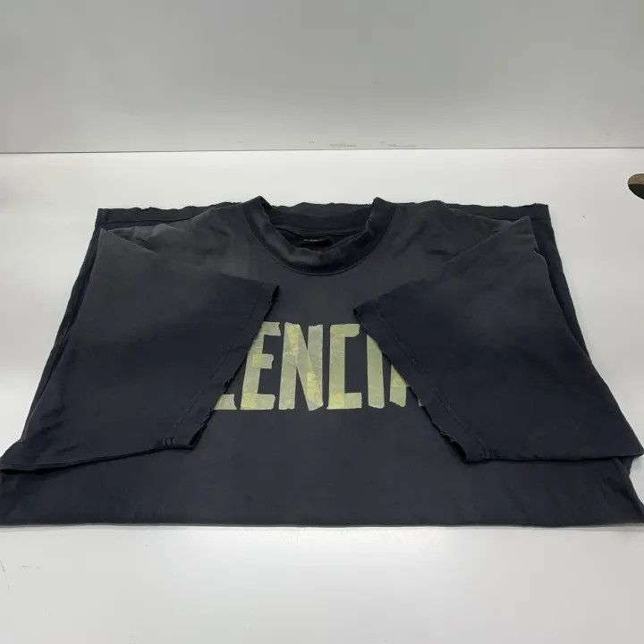 Balenciaga Balenciaga SS23 BB Monogram Logo T-Shirt 0079 Size US S / EU 44-46 / 1 - 8 Thumbnail