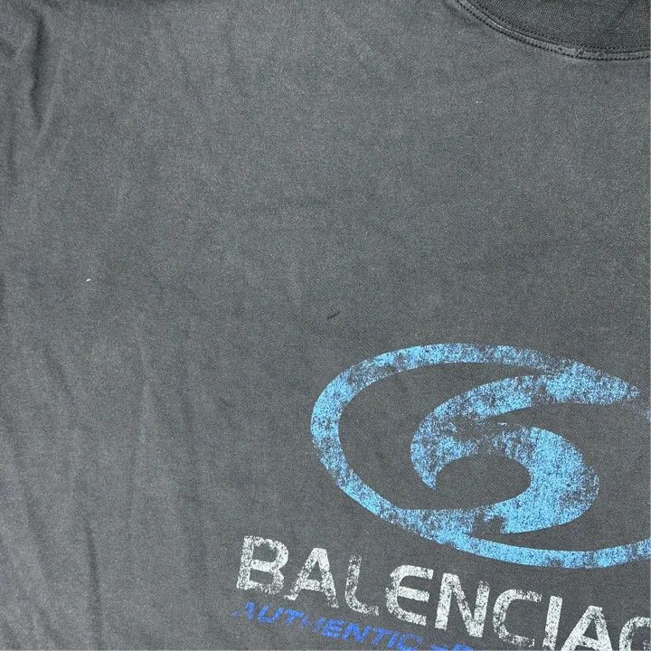 Balenciaga Balenciaga Distressed Logo Graphic Short Sleeve T-Shirt 0079 Size US M / EU 48-50 / 2 - 6 Thumbnail