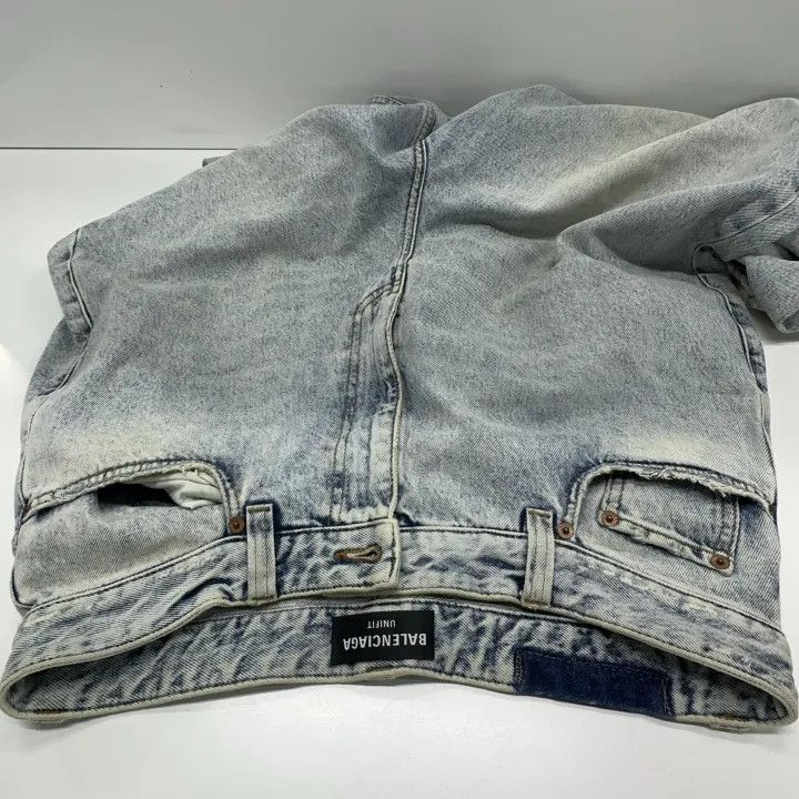 Balenciaga Balenciaga Wide Leg High Waist Denim Jeans 0079 Size US 26 / EU 42 - 8 Thumbnail