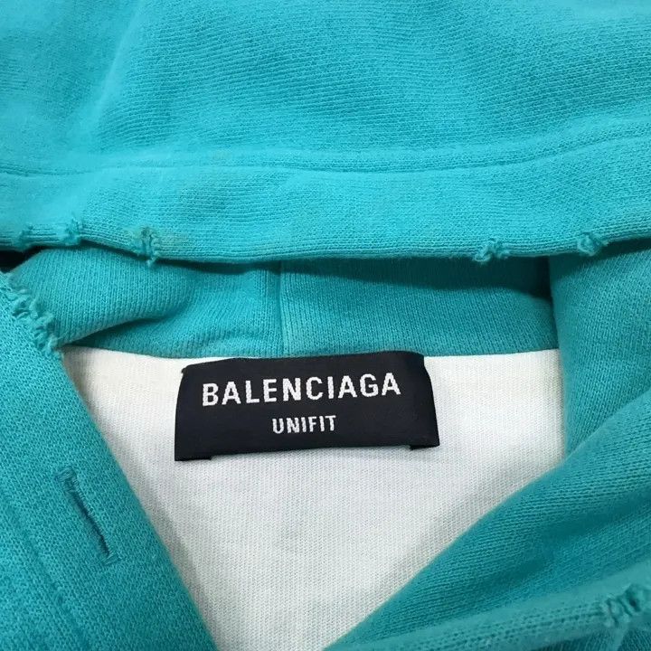 Balenciaga Balenciaga Distressed Letter Print Hooded Sweatshirt 0079 Size US M / EU 48-50 / 2 - 4 Thumbnail