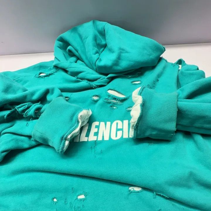 Balenciaga Balenciaga Ripped Letter Print Hoodie 0079 Size US S / EU 44-46 / 1 - 8 Thumbnail
