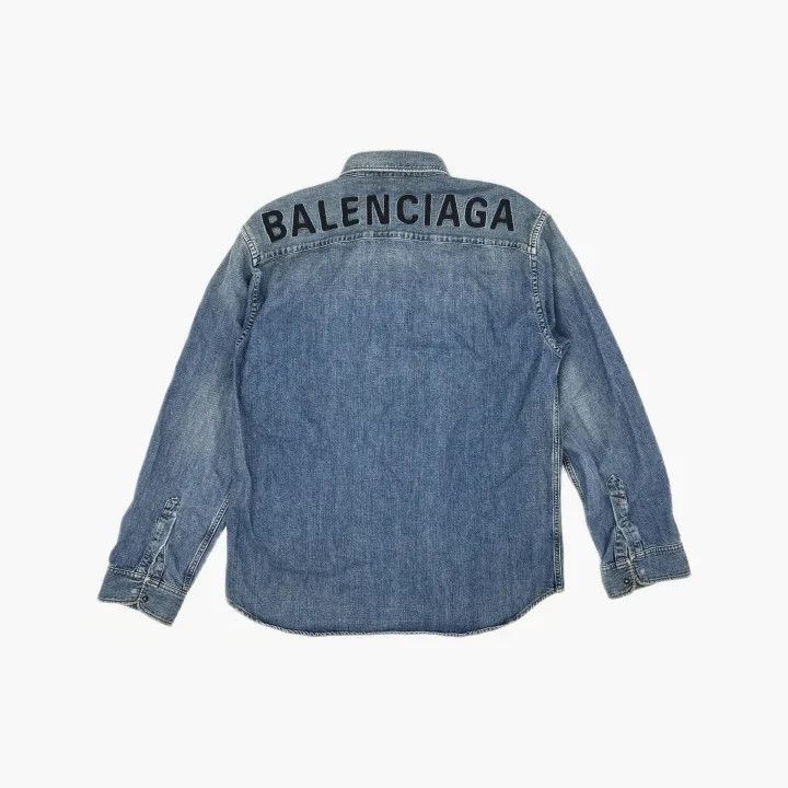 Balenciaga Balenciaga Solid Color Button-Up Long Sleeve Shirt 0079 Size US M / EU 48-50 / 2 - 3 Thumbnail