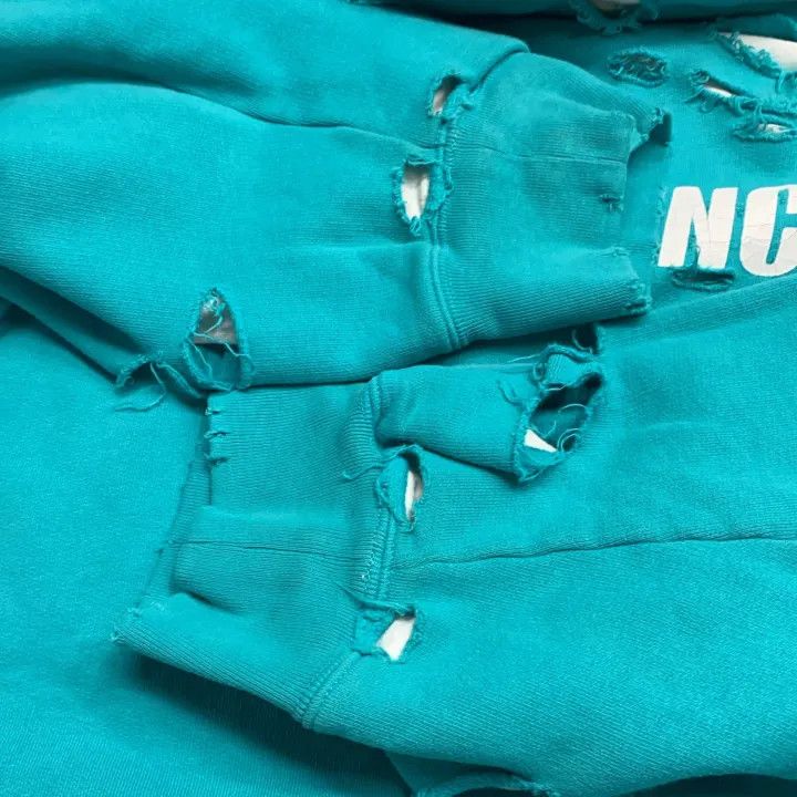 Balenciaga Balenciaga Distressed Logo Hoodie in Light Blue 0079 Size US M / EU 48-50 / 2 - 9 Thumbnail