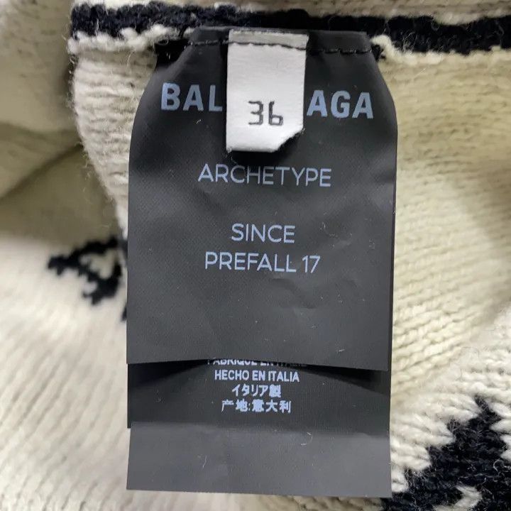 Balenciaga Balenciaga V-Neck Casual Knit Sweater Black 0079 Size US S / EU 44-46 / 1 - 2 Thumbnail