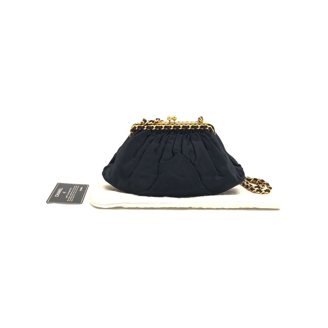 Chanel Chanel Chanel Kiss Lock Bag Velvet Shoulder Bag Others Shoulder Bag DUTY FREE for USA Size ONE SIZE - 10 Thumbnail