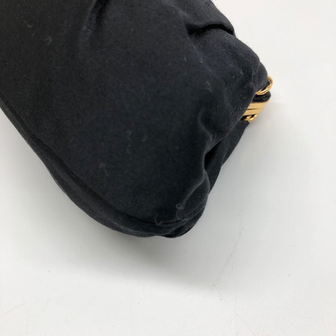 Chanel Chanel Chanel Kiss Lock Bag Velvet Shoulder Bag Others Shoulder Bag DUTY FREE for USA Size ONE SIZE - 17 Thumbnail