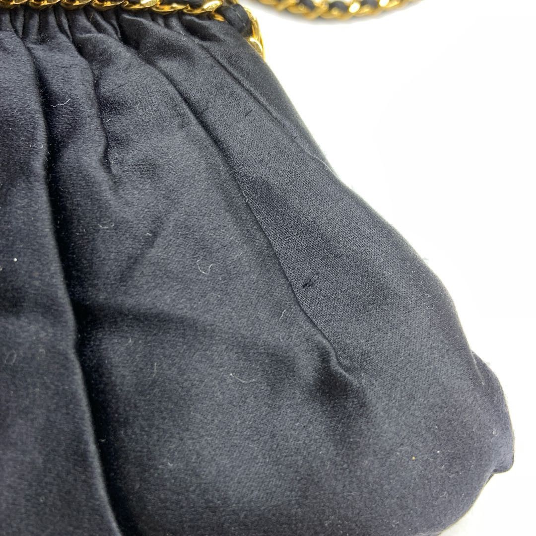Chanel Chanel Chanel Kiss Lock Bag Velvet Shoulder Bag Others Shoulder Bag DUTY FREE for USA Size ONE SIZE - 2 Thumbnail