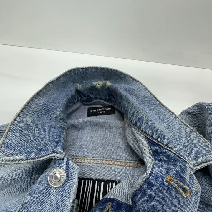 Balenciaga Balenciaga FW21 Logo Loose Denim Jacket 0079 Size US XS / EU 42 / 0 - 6 Thumbnail