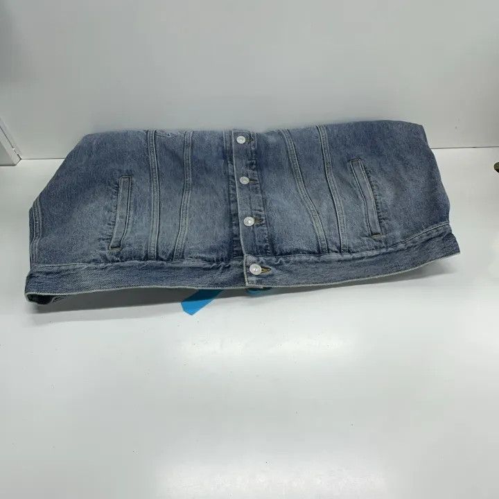 Balenciaga Balenciaga SS23 Wash Effect Denim Jacket 0079 Size US L / EU 52-54 / 3 - 13 Thumbnail