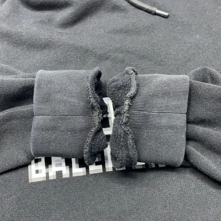 Balenciaga Balenciaga Logo Pullover Hooded Sweatshirt Black 0079 Size US S / EU 44-46 / 1 - 9 Thumbnail
