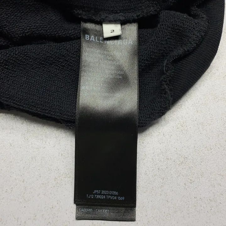 Balenciaga Balenciaga SS24 New Year Hoodie for All Genders 0079 Size US M / EU 48-50 / 2 - 5 Thumbnail
