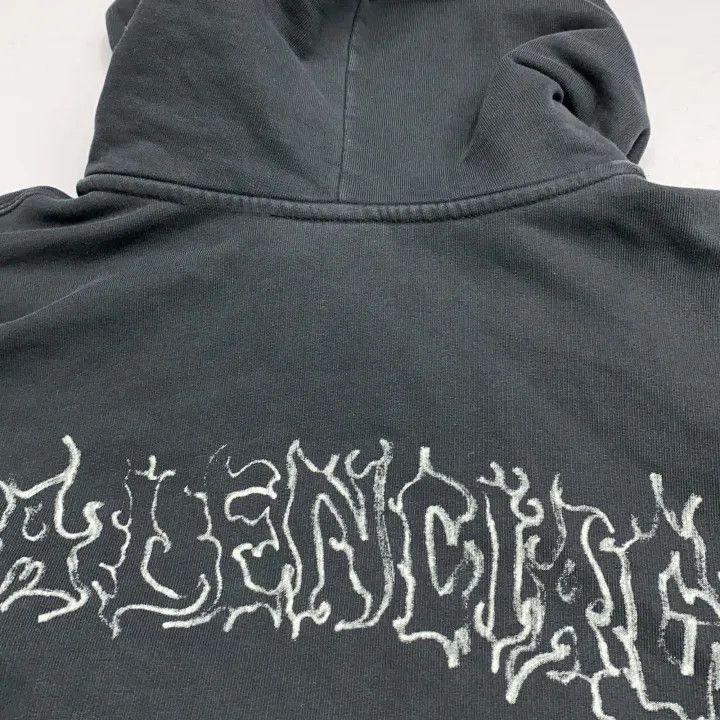 Balenciaga Balenciaga SS24 New Year Hoodie for All Genders 0079 Size US M / EU 48-50 / 2 - 6 Thumbnail