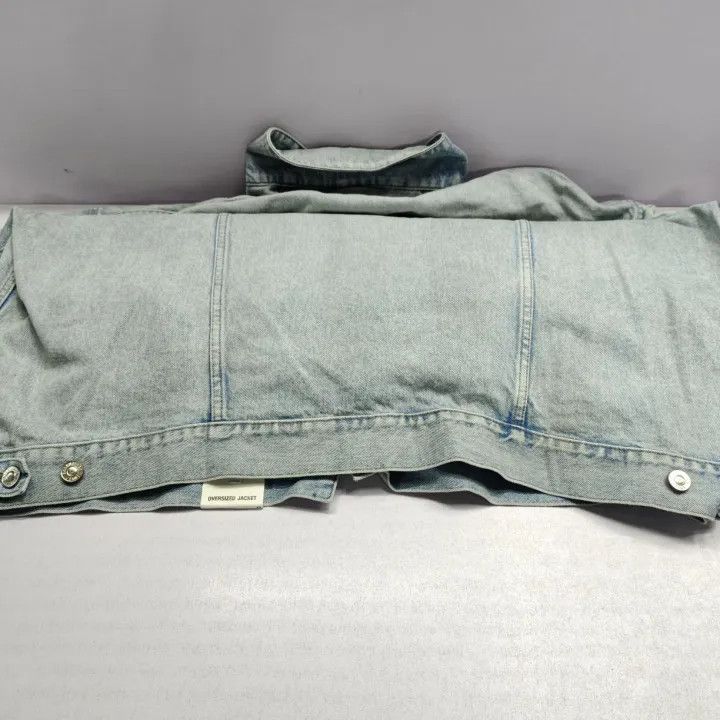 Balenciaga Balenciaga SS24 Wash Blue Denim Jacket 0079 Size US L / EU 52-54 / 3 - 15 Thumbnail