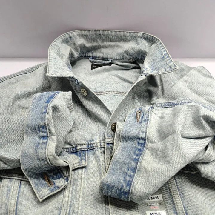 Balenciaga Balenciaga SS24 Wash Blue Denim Jacket 0079 Size US L / EU 52-54 / 3 - 10 Thumbnail