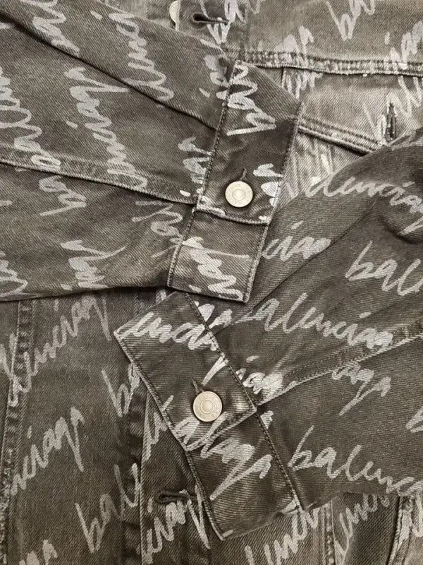 Balenciaga Balenciaga Allover Logo Long Sleeve Denim Jacket 0079 Size US L / EU 52-54 / 3 - 8 Thumbnail