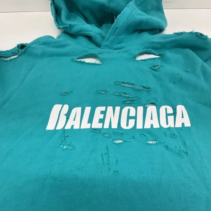 Balenciaga Balenciaga Distressed Logo Hooded Sweatshirt for Men 0079 Size US M / EU 48-50 / 2 - 8 Thumbnail