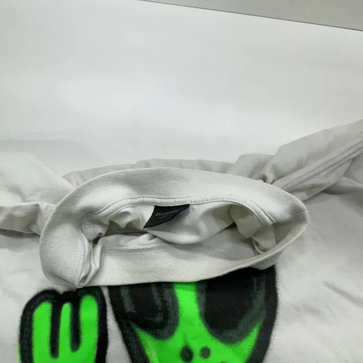 Balenciaga Balenciaga SS25 High Summer Alien Graphic Tee 0079 Size US S / EU 44-46 / 1 - 6 Thumbnail
