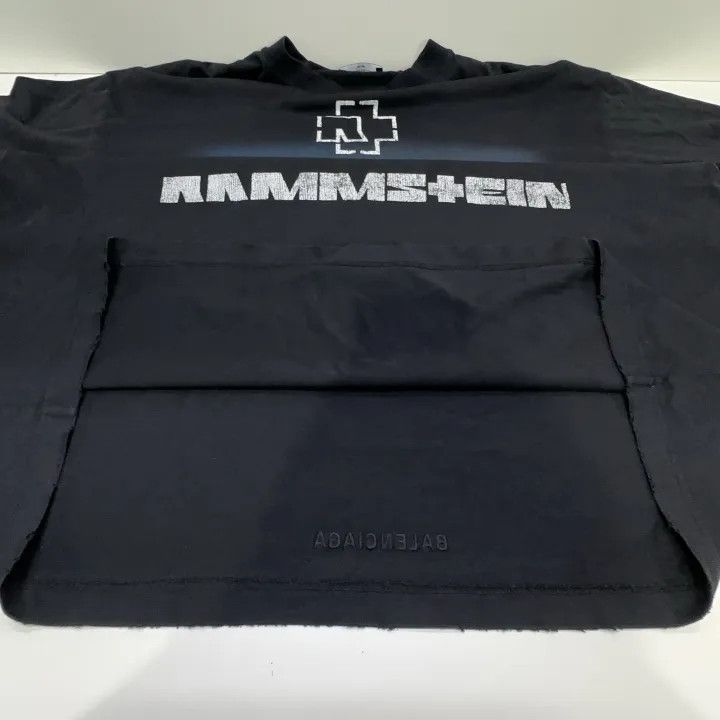 Balenciaga Balenciaga SS21 Printed Long Sleeve T-Shirt 0079 Size US S / EU 44-46 / 1 - 8 Thumbnail