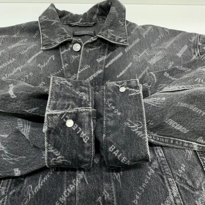 Balenciaga Balenciaga Black Logo Print Denim Jacket 0079 Size US S / EU 44-46 / 1 - 8 Thumbnail