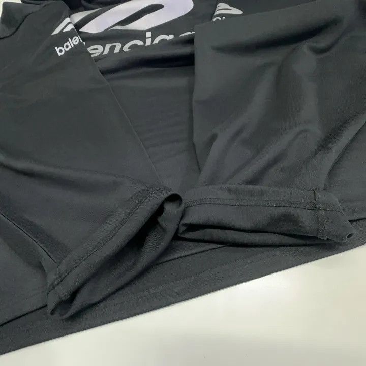 Balenciaga Balenciaga Skiwear V-Neck Long Sleeve T-Shirt 0079 Size US XS / EU 42 / 0 - 13 Thumbnail