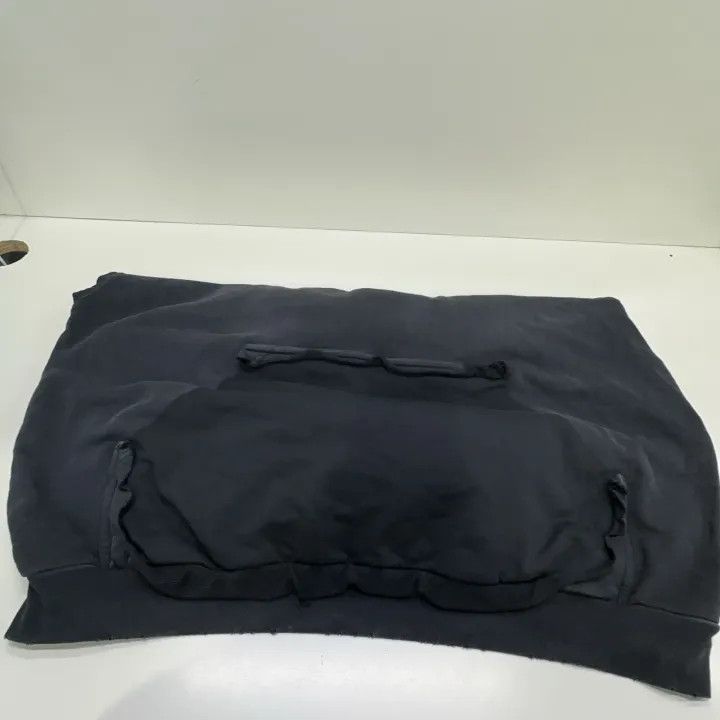 Balenciaga Balenciaga TAPE TYPE Logo Sweatshirt for Men 0079 Size US L / EU 52-54 / 3 - 12 Thumbnail