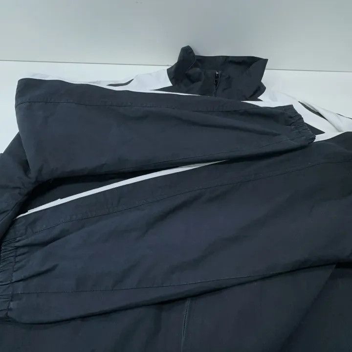Balenciaga Balenciaga Logo Embroidered Long Sleeve Jacket 0079 Size US M / EU 48-50 / 2 - 12 Thumbnail